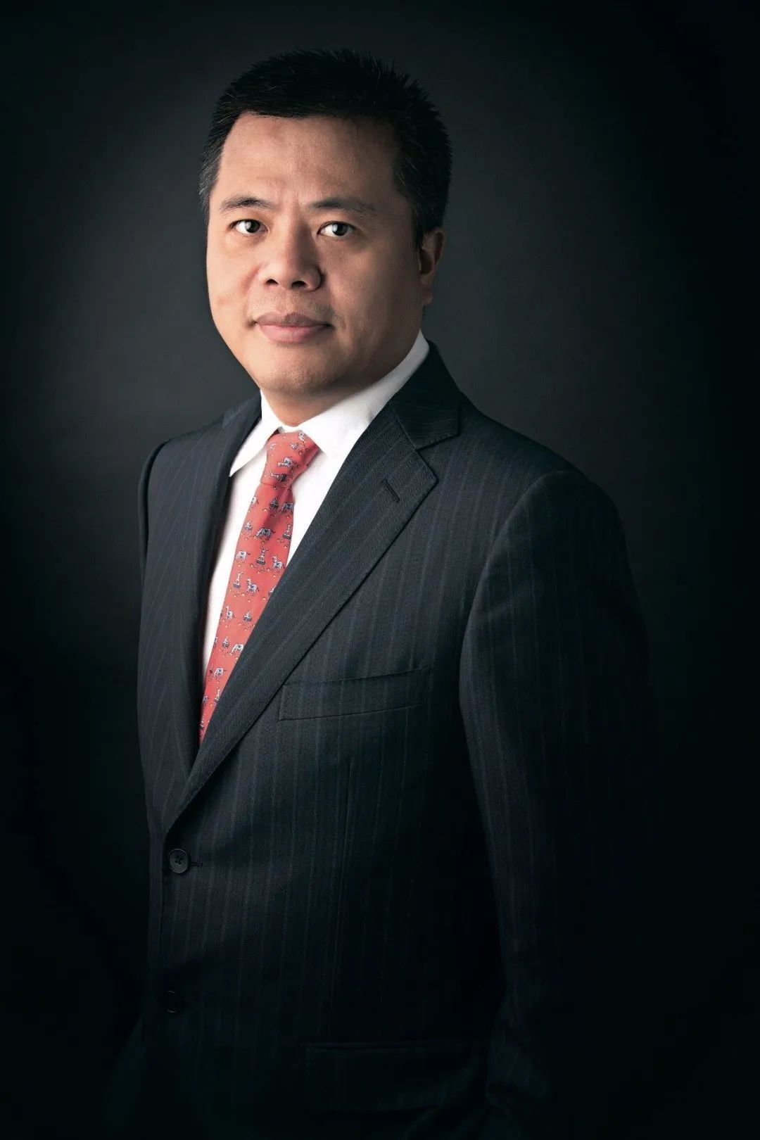 陈天桥夫人雒芊芊罕见照片曝光，原来他背后的女人如此不简单