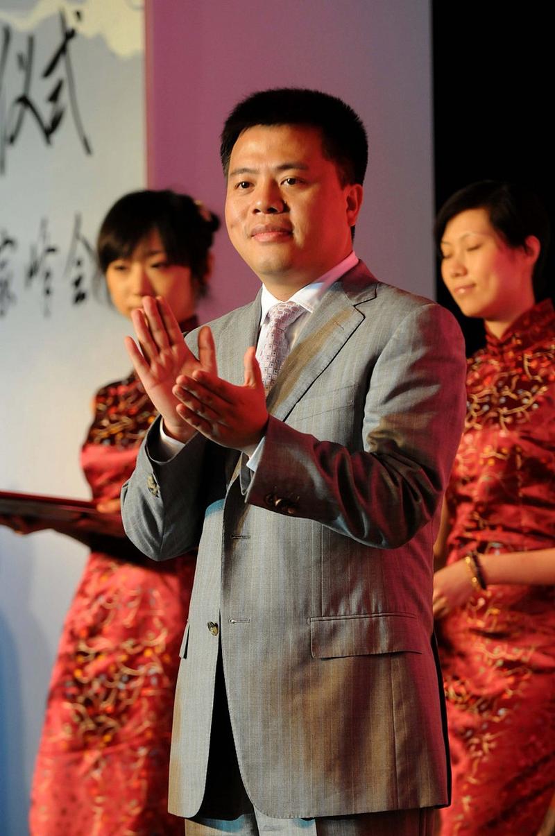 陈天桥老婆照片_陈天桥脑科学投资_盛大游戏传奇回忆