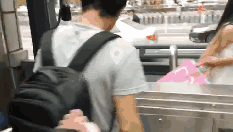 广州羊城通二维码乘车_羊城通App乘车码使用教程_招商信用卡有带羊城通功能吗