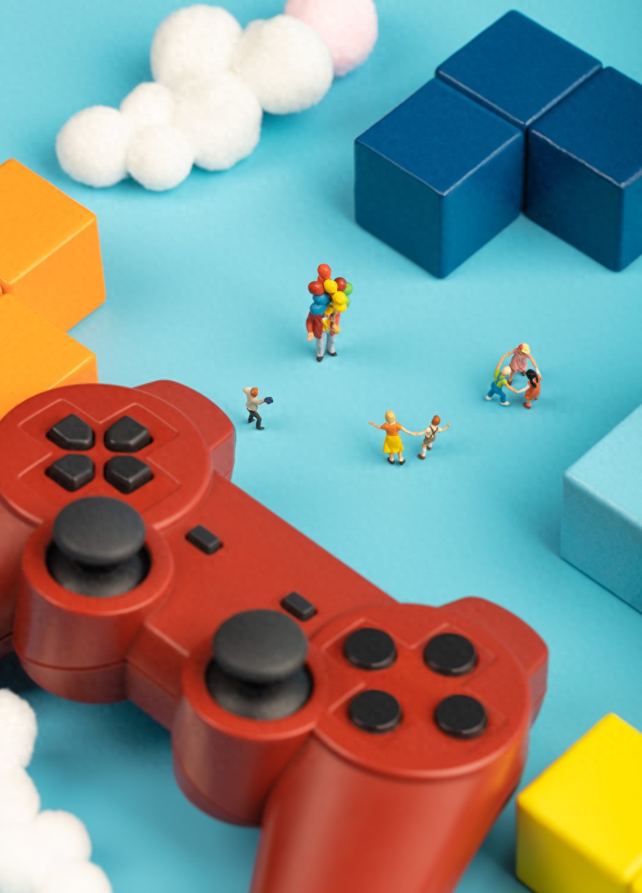 2025玩什么游戏能赚钱_SLG游戏出海趋势_中国游戏出海黑马榜 2025第三季度