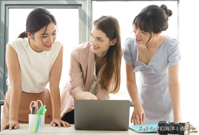 2025玩什么游戏能赚钱_冷门副业_知识付费内容定制