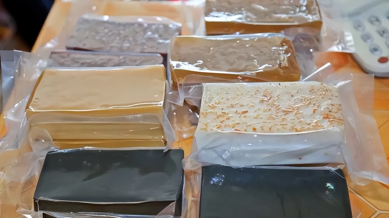 高要特色手信制作过程 白土煎堆制作方法 疍家糕传统制作工艺_高要为什么吃蛋黄