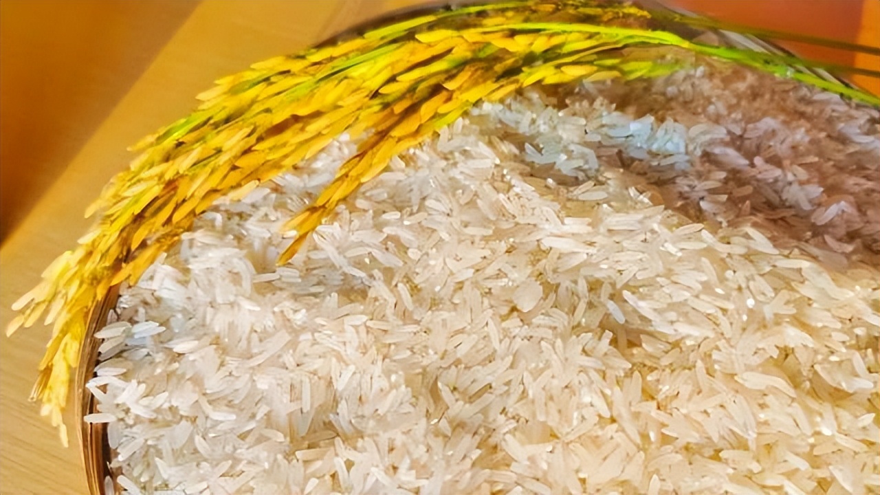 高要特色手信制作过程 白土煎堆制作方法 疍家糕传统制作工艺_高要为什么吃蛋黄