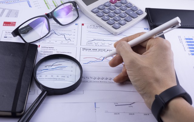 新手炒股看什么书_股票软件使用技巧_炒股入门指南