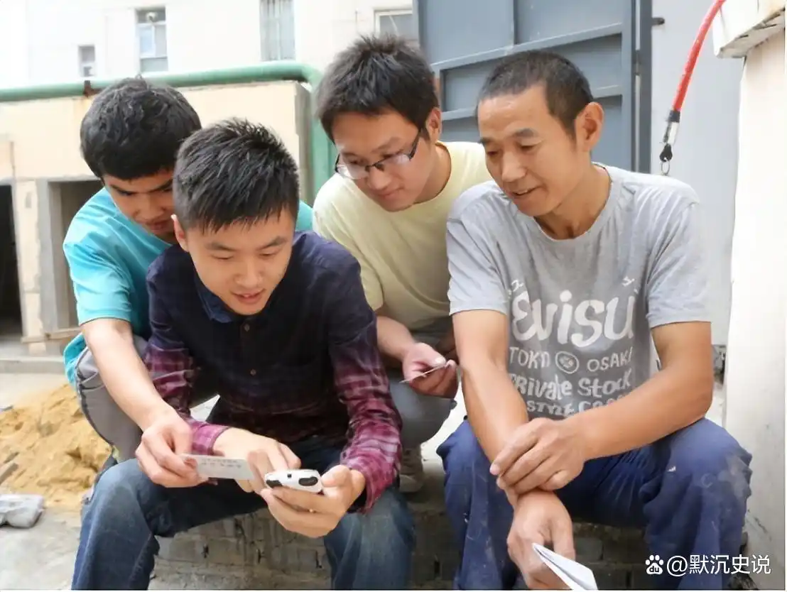 银行卡支付短信图片_银行员工为何提醒别开银行卡短信通知_银行卡短信通知业务的利弊