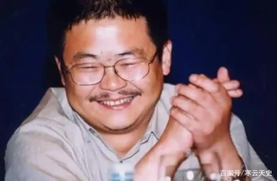 唐万新现在干什么_唐万新 传奇人生 金融市场