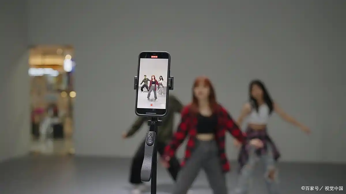 今年赚钱免费的项目_零成本创业项目_副业月入2万+